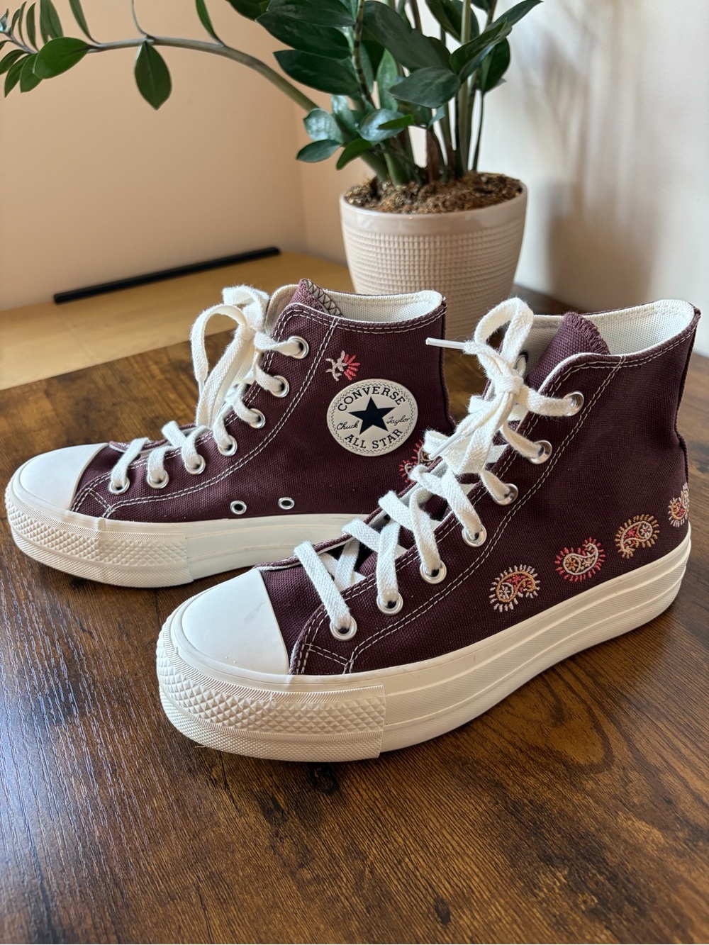 RARE Chuck Taylor Converse Lift Platform Crafted Evolution Paisley Boho 7.5